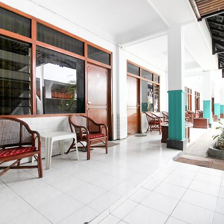 Reddoorz Plus Near Alun Alun Selatan Yogyakarta Extérieur photo